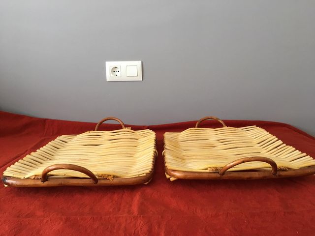 OPORTUNIDADE Tabuleiros em vime