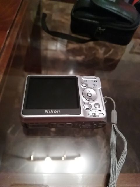 CAMARA FOTOGRAFICA NIKON