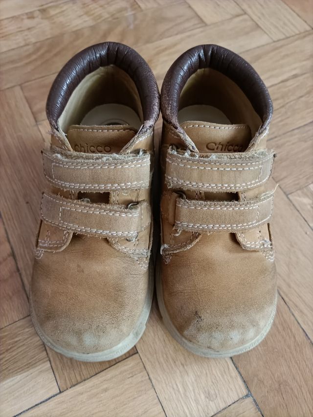 Botas piel niño T26