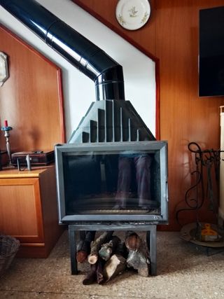 Chimenea de hierro fundido de segunda mano en WALLAPOP