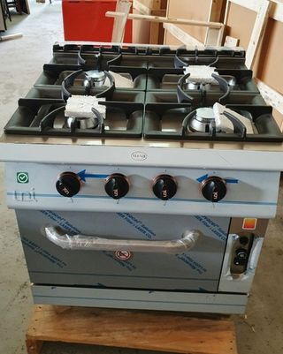 COCINA INDUSTRIAL CON HORNO A GAS de segunda mano por 1.345 EUR en