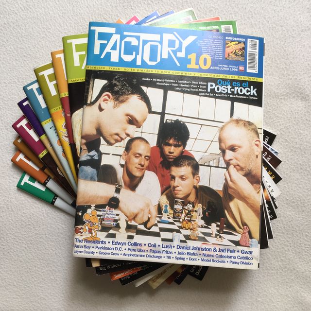 Lote de 9 revistas Factory