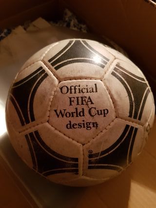 Balón de futbol adidas tango rosario de segunda mano por 350 EUR en Collado  Villalba en WALLAPOP