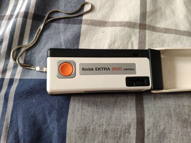 Cámara antigua Kodak Ektra 200