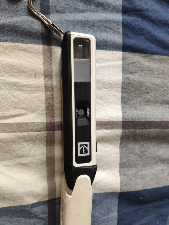 Cámara antigua Kodak Ektra 200