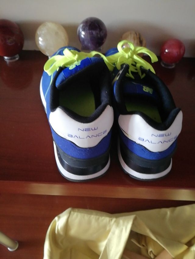 New Balance talla 38