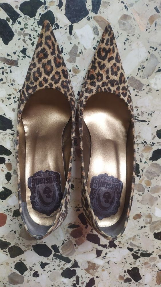 zapatos de tacón print leopardo