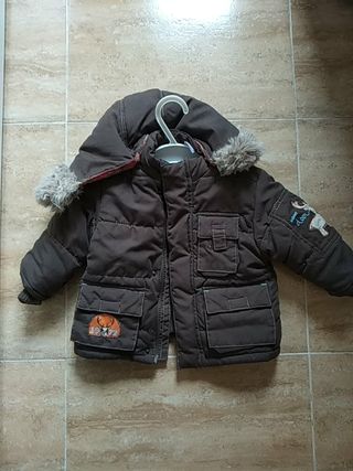 Chaquetón gordo invierno de segunda mano por 5 EUR en Collado Villalba en  WALLAPOP