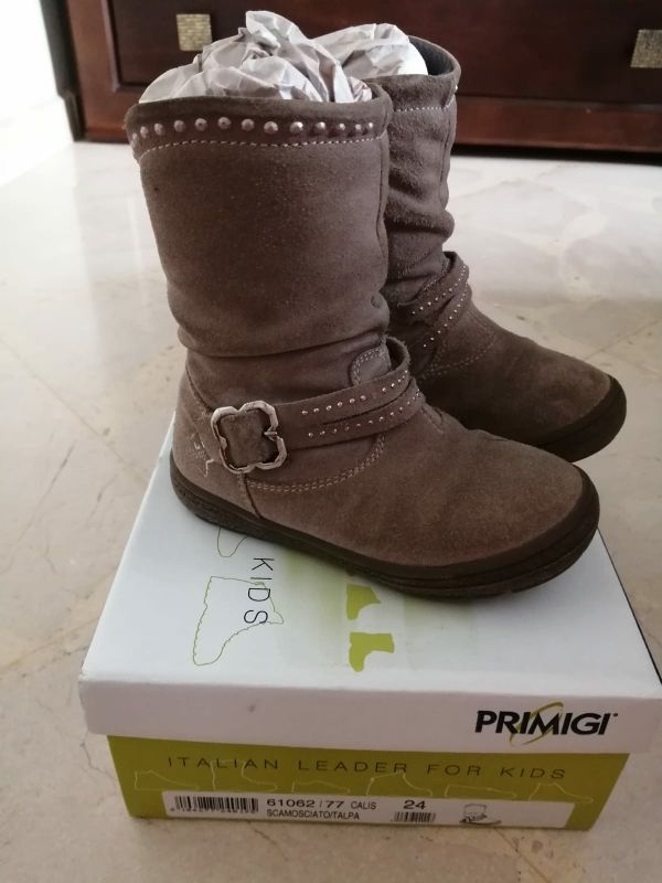 comprar popular garantía de alta calidad venta caliente barato Botas de niña marca Primigi. de segunda mano por 12 € en Carmona ... comprar popular garantía de alta calidad venta caliente barato Botas de niña marca Primigi. de segunda mano por 12 € en Carmona ...