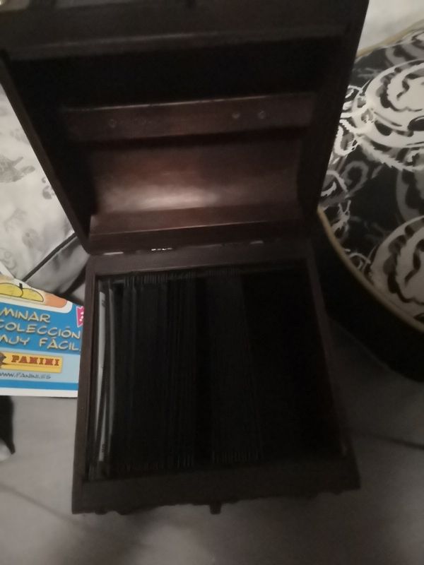 cofre vintage con muy buenas acabados