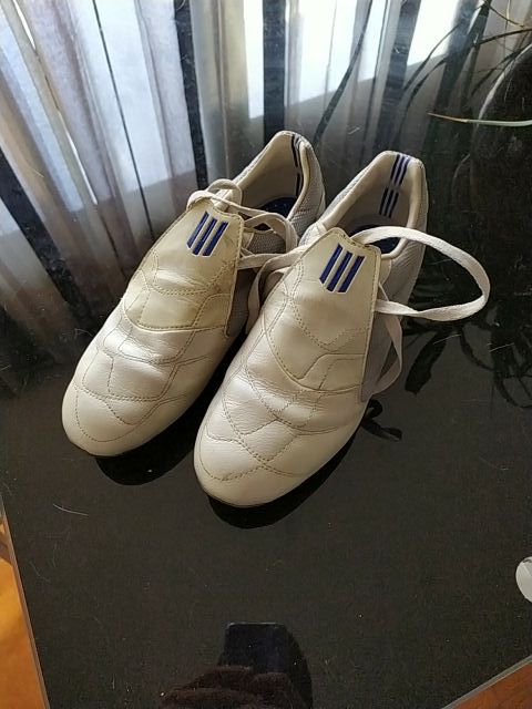 Rebaja Contribución estar Botas de futbol retro Adidas f50 de segunda mano por 30 € en Pontevedra en WALLAPOP Rebaja Contribución estar Botas de futbol retro Adidas f50 de segunda mano por 30 € en Pontevedra en WALLAPOP