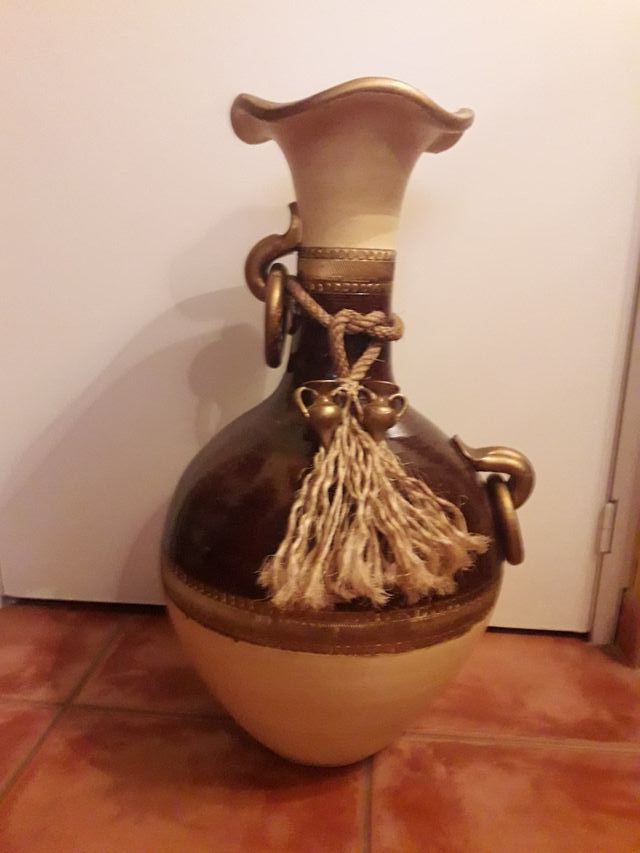 Jarrón.