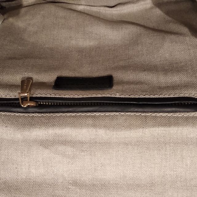 bolso de piel Negro Zara