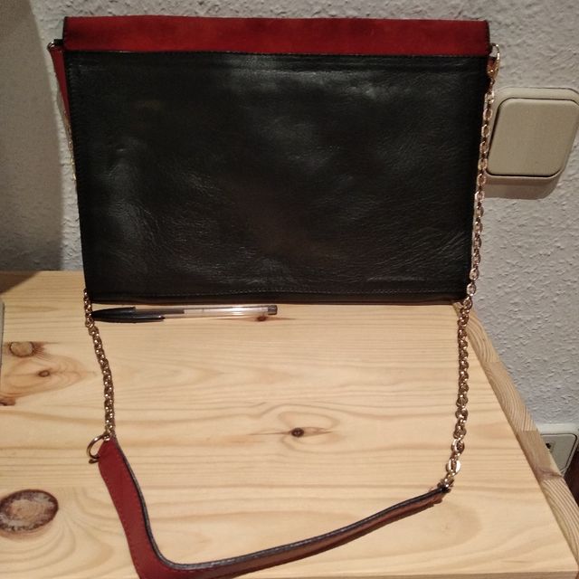 bolso de piel Negro Zara