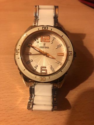 Relojes varios Calgary, Festina, Viceroy de segunda mano por Reloj Festina de segunda mano por 45 € en Ponferrada en WALLAPOP