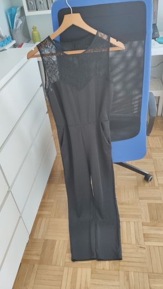 Mono fiesta stradivarius de segunda mano por 12 EUR en Madrid en WALLAPOP