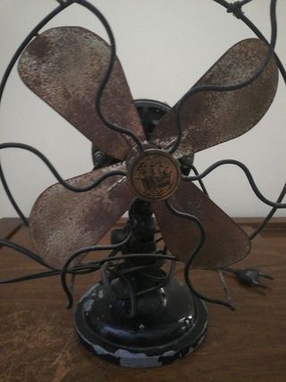 Pequeño ventilador antiguo de segunda mano por 65 € en Las Ventilador antiguo en WALLAPOP