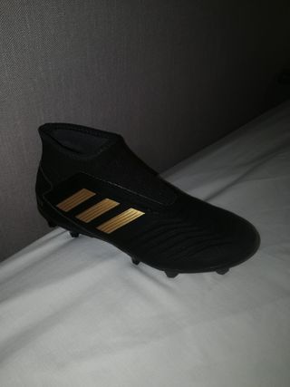 botas predator sin cordones