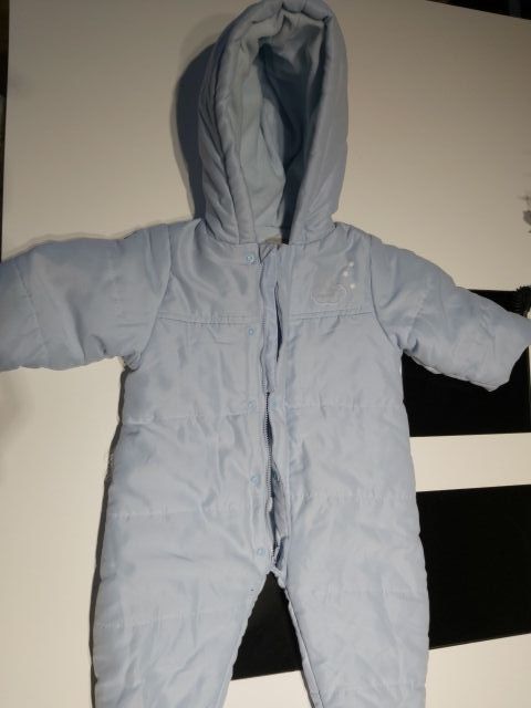 Buzo niño talla 12 meses (74 cm)
