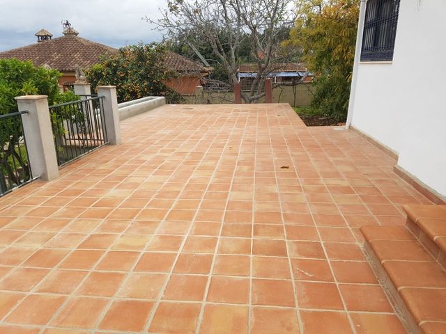 Venta baldosas rústicas y ladrillos rusticos de segunda mano por 6 € en