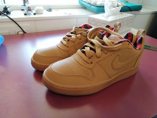 Bebé Ceniza Gato de salto Nike air force talla 39 de segunda mano por 20 € en Jaén en WALLAPOP Bebé Ceniza Gato de salto Nike air force talla 39 de segunda mano por 20 € en Jaén en WALLAPOP