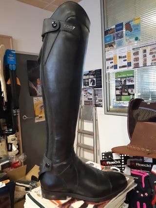 BOTAS EQUITACIÓN EGO 7 de segunda mano por 275 EUR en Gavà en WALLAPOP