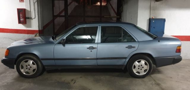 Mercedes-Benz w124 230e