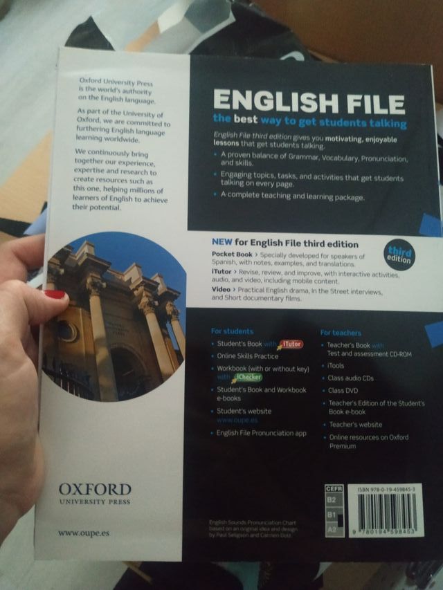 ENGLISH FILE  - LIBRO Y CUADERNO DE INGLES 