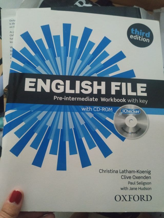 ENGLISH FILE  - LIBRO Y CUADERNO DE INGLES 