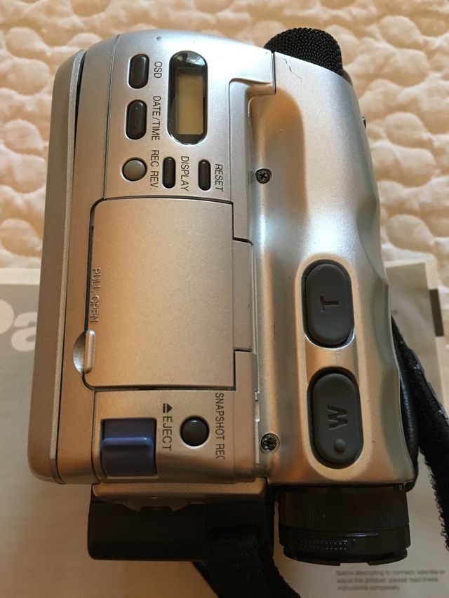 Cámara vídeo Panasonic VHSC