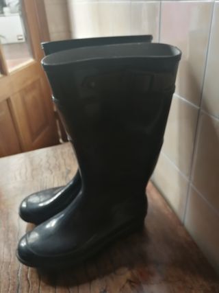 Botas agua hispanitas azul marino de segunda mano por 12 EUR en Verín en  WALLAPOP