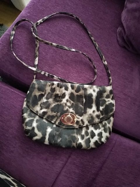 bolso leopardo
