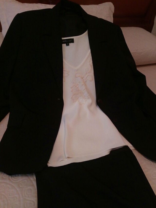 Traje chaqueta-pantalón
