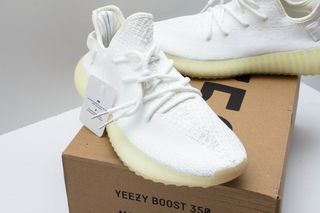 {keywor d} adidas yeezy blancas
