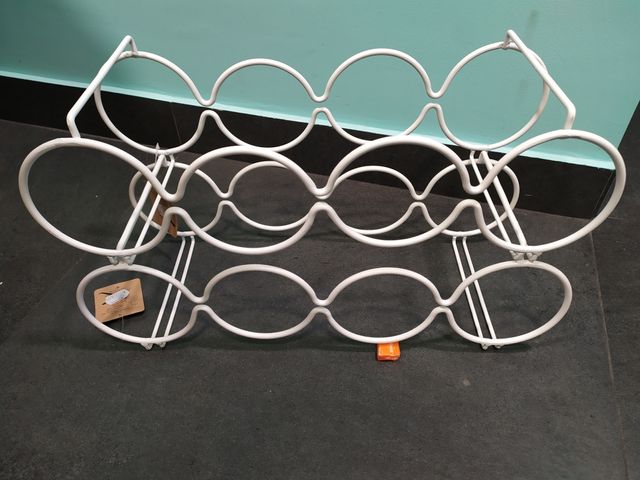 2 botelleros con etiqueta/"Casa"