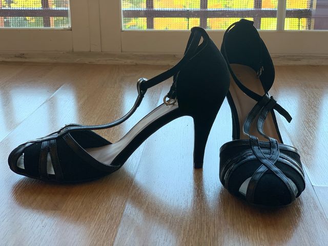 Zapatos de salón. Número 40. NUEVOS