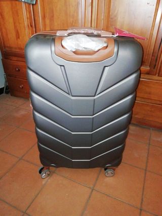 Maleta LYS paris de segunda mano por 65 EUR en Sevilla en WALLAPOP