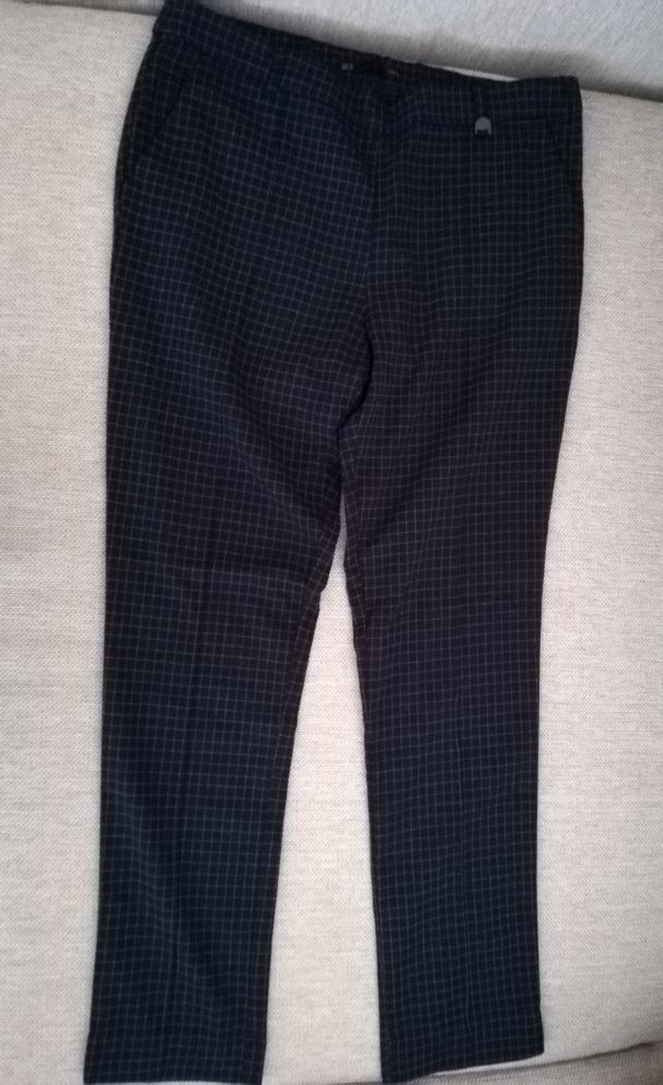 Pantalones de cuadros azul marino, Sfera. Talla 40