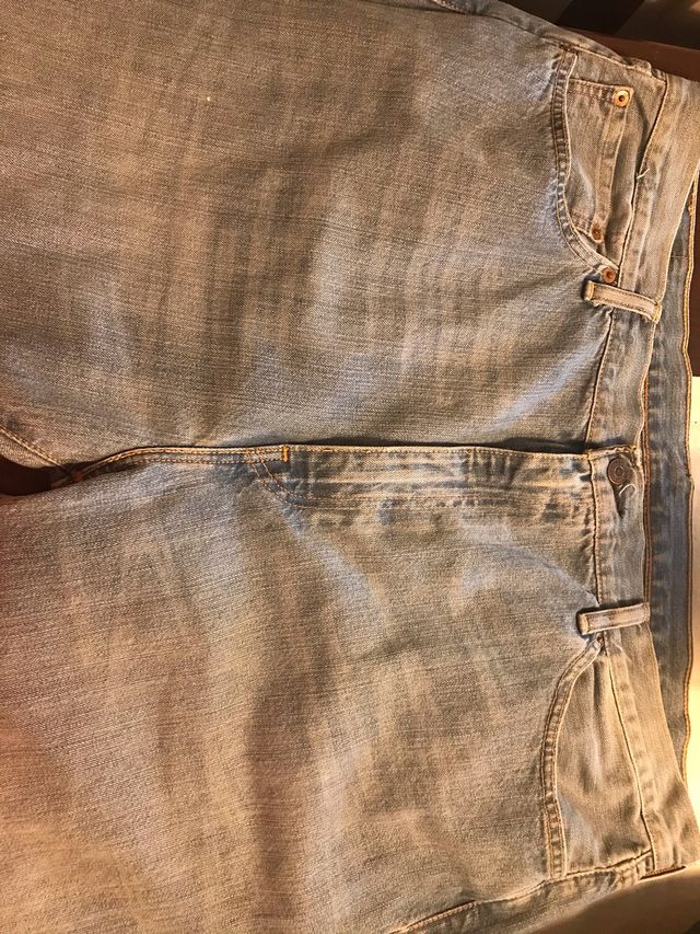 Levis 505 hombre 42-34 (52) NO ENVIO