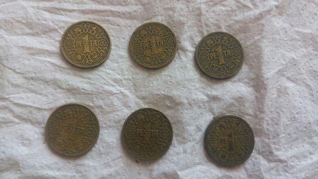 6 pesetas 1944