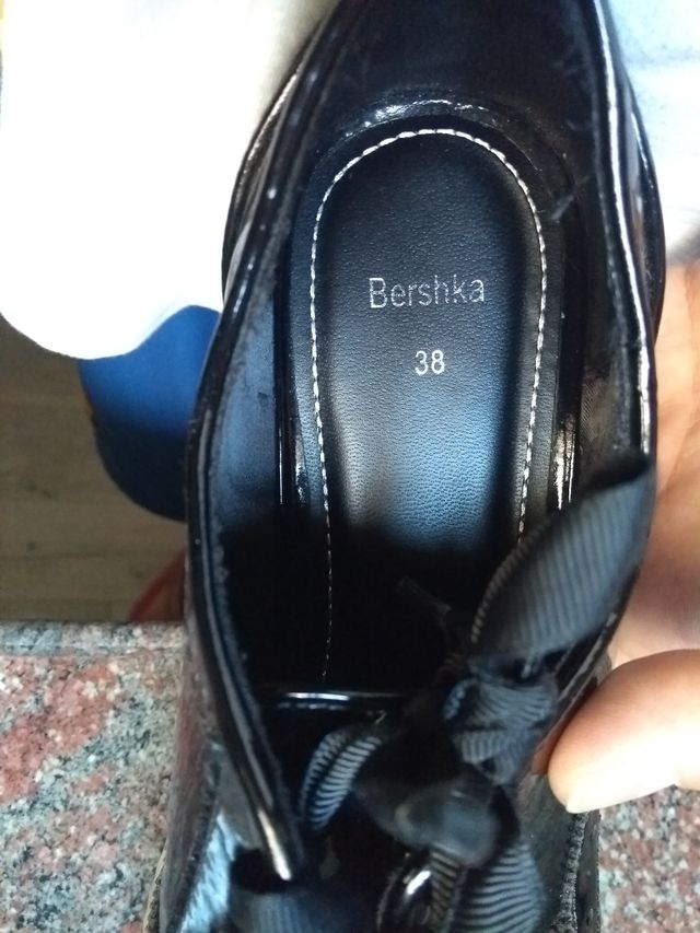 Zapatos Bershka T. 38