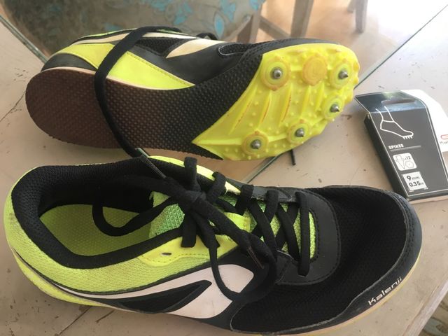 Zapatillas atletismo con clavos