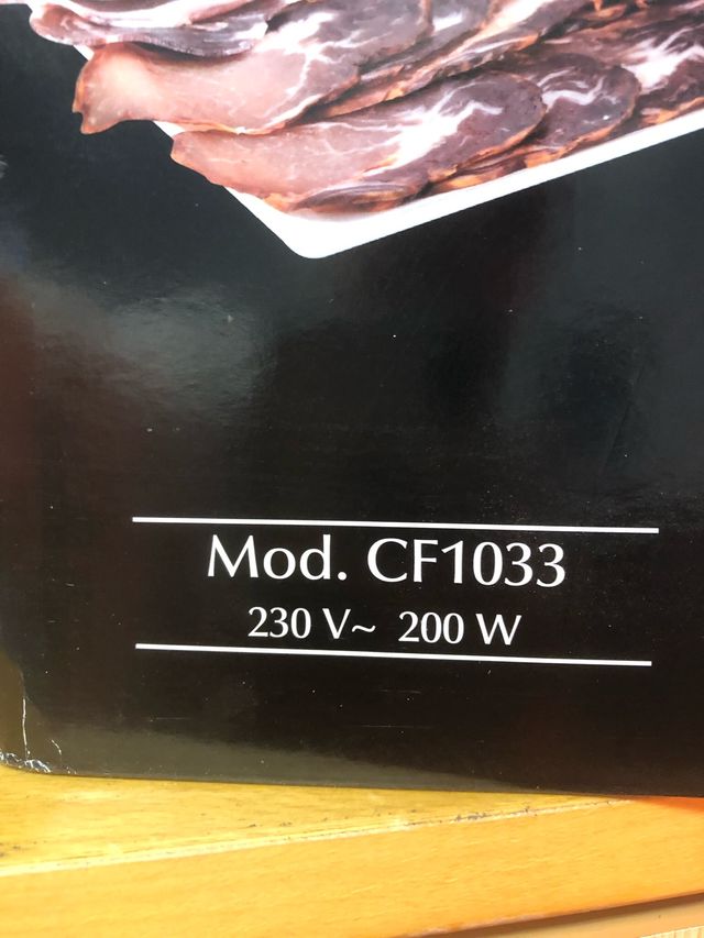 Cortafiambres Jata CF1033