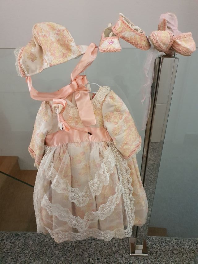 vestido fallera bebe 9_ 12 meses