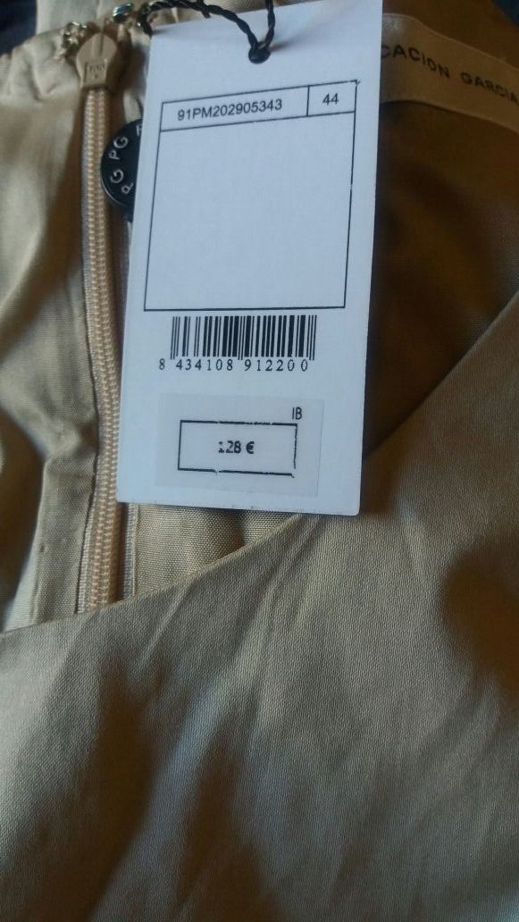 Purificación García, vestido nuevo, talla 44