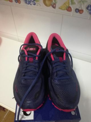 asics 41 asics 41