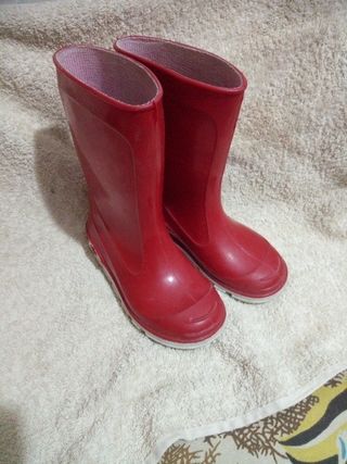 Botas de agua rojas de segunda mano en la provincia de Botas de agua rojas de segunda mano en la provincia de