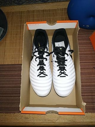 nike tiempo gama media