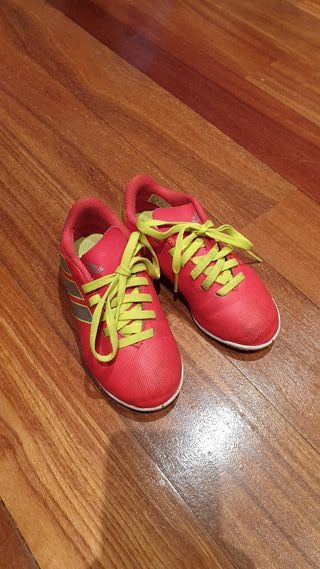botas futbol niño talla 26