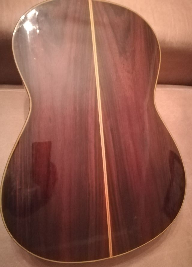 Guitarra palosanto luthier Enrique Tapicas